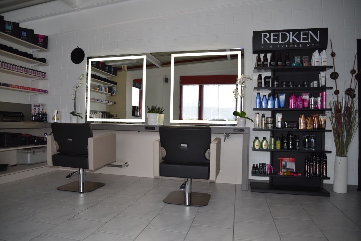 Lion Hairstyle Salon